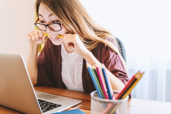 girl in front of laptop