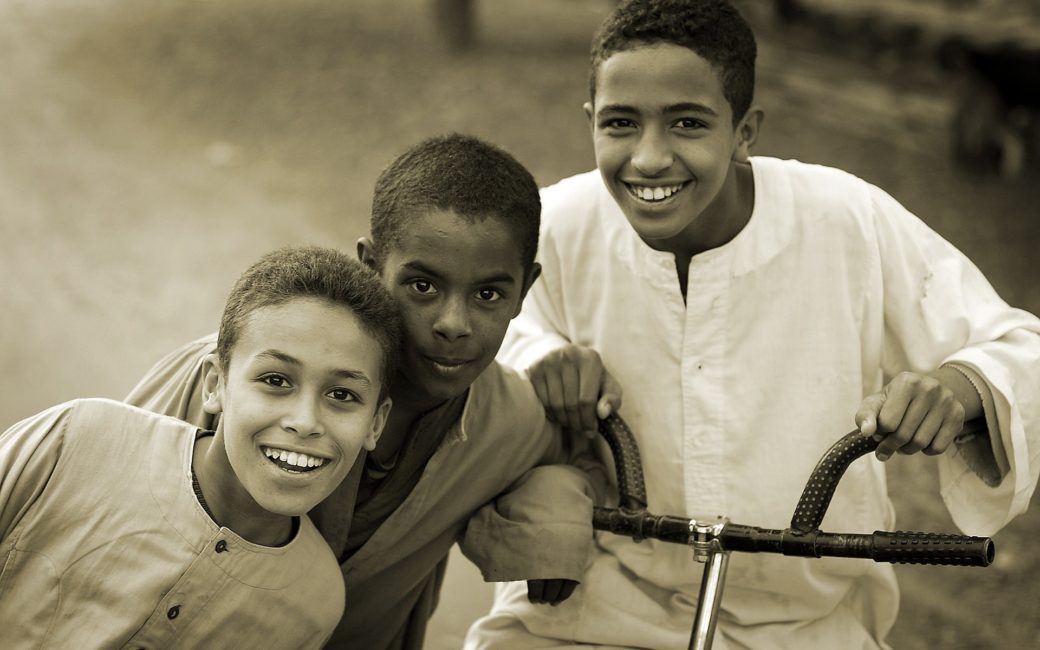 A group of kids smiling