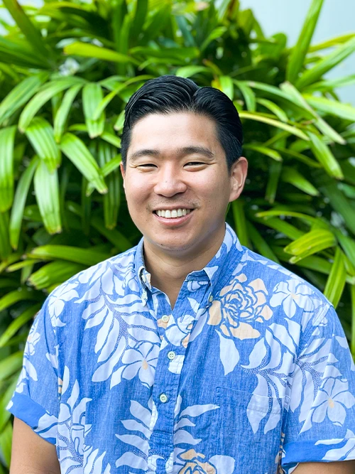 Dr Travis Tanaka Dr Travis Tanaka